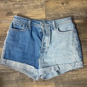 Hollister Jean shorts